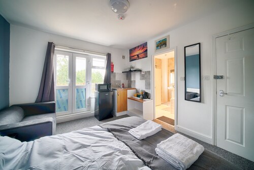 Cozy private Double en-suite room