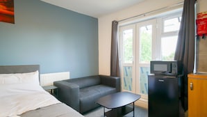 Room - Cozy private Double en-suite room (Ilford)
