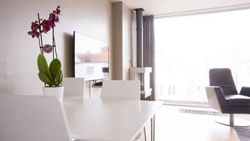 Appartement Confort | Chambres insonorisées, fer et planche à repasser, Wi-Fi gratuit