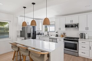 Fridge, microwave, oven, stovetop - The Culver | 6 bedrooms & spa! by Colby & Conrad (Los Angeles)