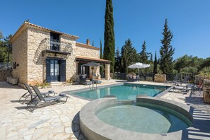 Villa Nefeli | Terrace/patio - ARESTI MOUNTAIN RESORT (Zakynthos)