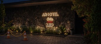 ARTOTEL Cabin Bromo