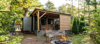 Hemlock Waterfront Hideaway|Pets,BBQ,Firepit,Dock