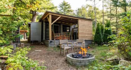 Hemlock Waterfront Hideaway|Pets,BBQ,Firepit,Dock