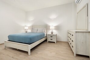 2 chambres, accès à Internet, literie fournie
