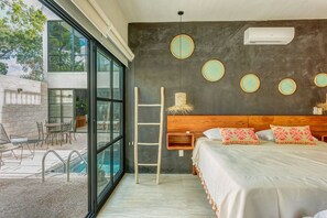 5 bedrooms, in-room safe, desk, iron/ironing board - Magnificent Villa with Roof Pool and Lap Pool! (Tulum)