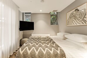 エジプト綿のシーツ、高級寝具、ピロートップベッド、セーフティボックス (室内)