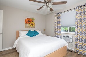 2 bedrooms, desk, iron/ironing board, free WiFi