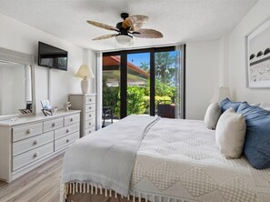 Bedroom with Lanai Access - Beachfront 1BR condo on Marco Island with pool, WiFi, and kitchen (Marco Island)
