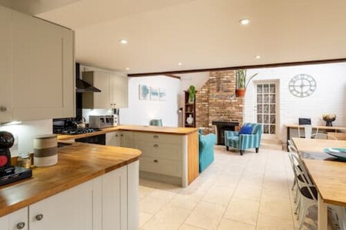 Charming Oxford Cottage