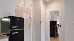 舒适公寓 | 私人简易厨房 | 意式浓缩咖啡机、茶具/咖啡用具、冰箱、微波炉