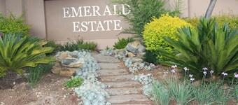 Luxury Villas on a private security estate, sleeps 8 guests, generator back-up