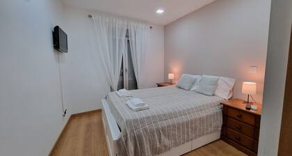 MR House - Self Check-in