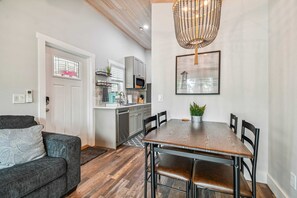 Interior - Dunedin Tiny House Combo/Sleeps 26! Walk or Bike to Downtown Dunedin! (Dunedin)