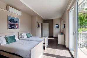 2 habitaciones, escritorio, tabla de planchar con plancha y wifi 