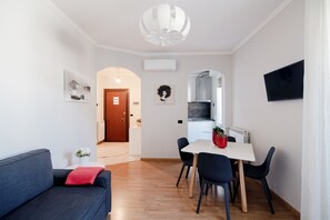 TV - Domus - My Home In Como (Como)