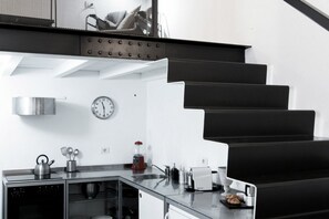 Oven, stovetop, toaster