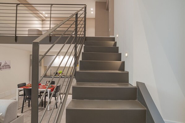 Interior - 04 Corte Visconti - MyHomeInComo (Como)