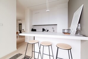 Fridge, microwave, oven, dishwasher - Bella Lì - MyHomeInComo (Menaggio)