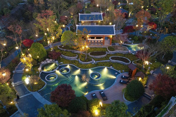 Una bañera de hidromasaje