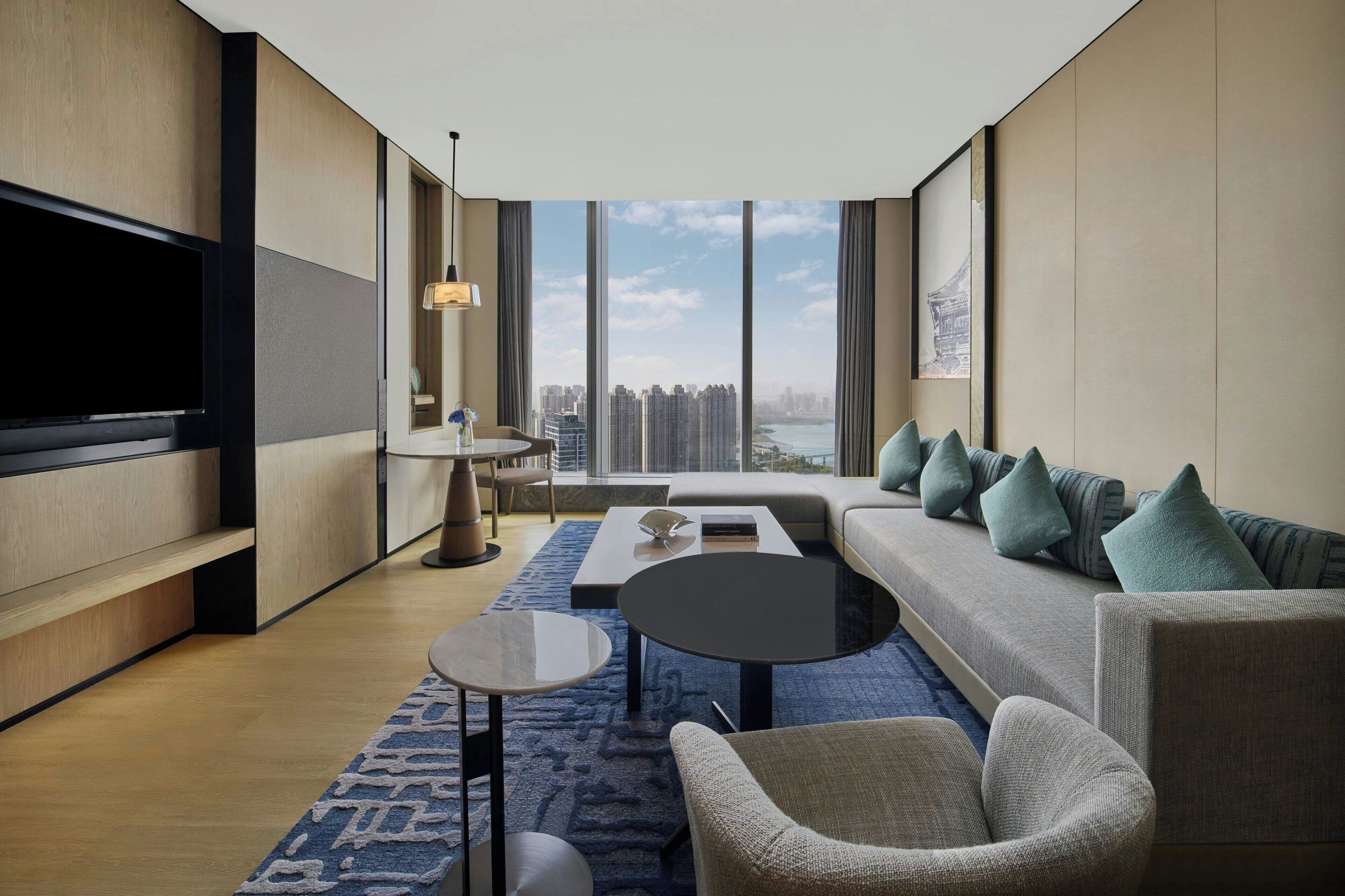 Executive Double Room, 1 Double Bed | Premium bedding, down duvets, minibar, in-room safe