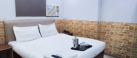 Deluxe Double Room | Bathroom