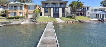 Silverwater Serenity Shores Absolute Waterfront On The Lake