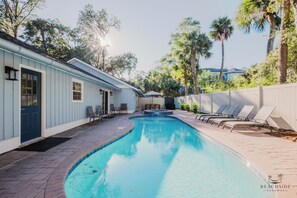 Pool - 12 Heron Street- The Happy Heron (Hilton Head Island)