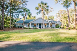 Exterior - 12 Heron Street- The Happy Heron (Hilton Head Island)