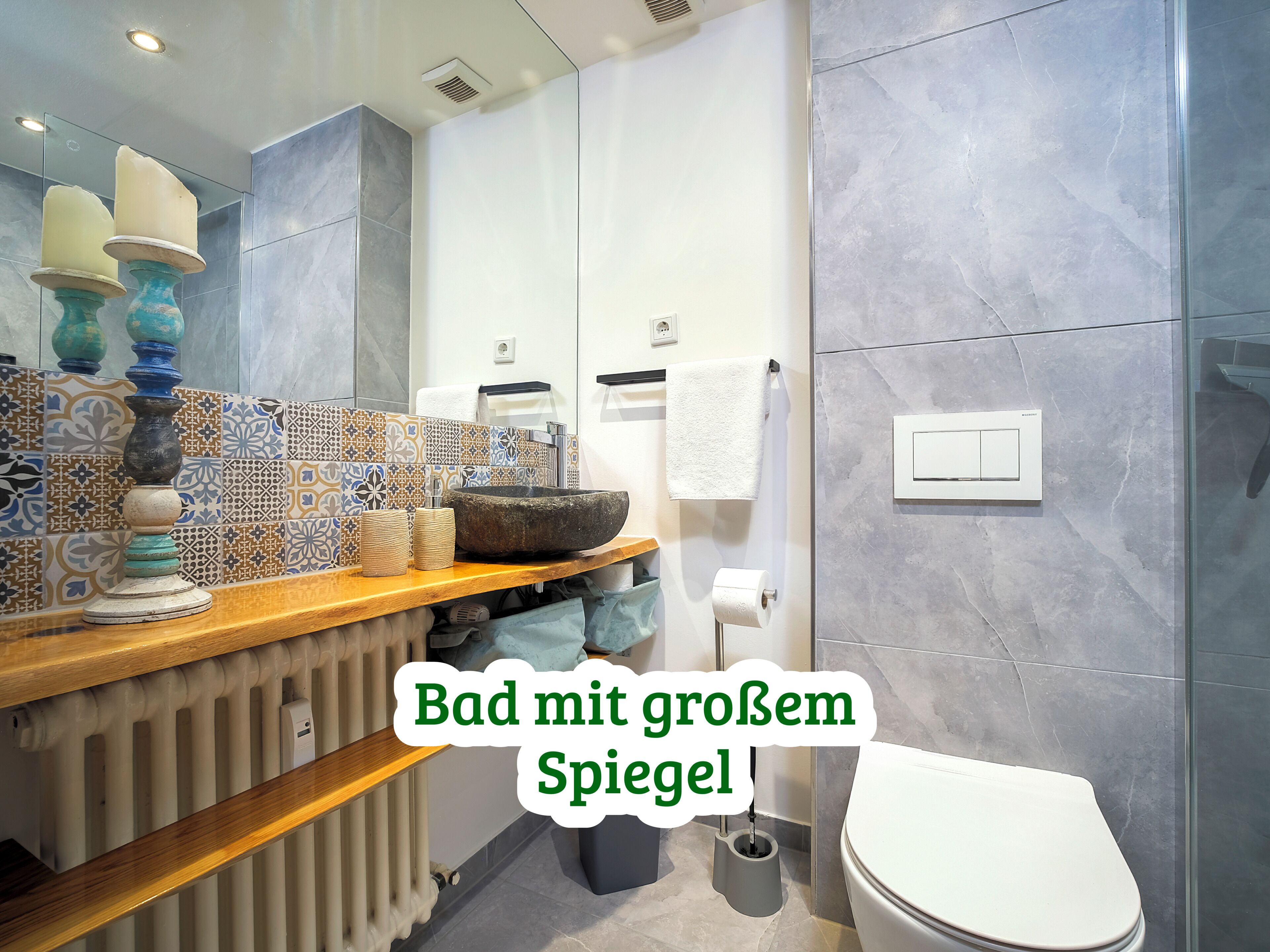 Dusche, kostenlose Toilettenartikel, Haartrockner, Handtücher