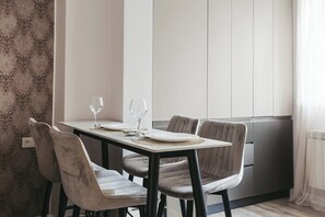 Dining - 1BR/Self-entry/City Heart/Stylish (Yerevan)