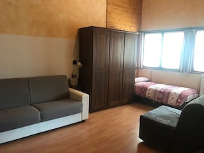 Basic Studio | Desk, free WiFi - Hotel La Pigna (Bardonecchia)