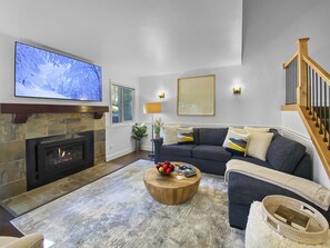 Condo, 3 Bedrooms | Living area | Smart TV - 37c Hidden Creek Mountain Getaway! 3 Bedroom Condo by RedAwning (Park City)