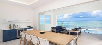 Willow Beach: Private Pool with Backyard Snorkeling!