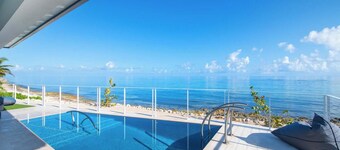 Willow Beach: Private Pool with Backyard Snorkeling!