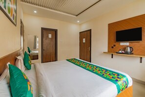Quarto casal ou duplo standard, sacada | 1 quarto, cofres nos quartos, escrivaninha