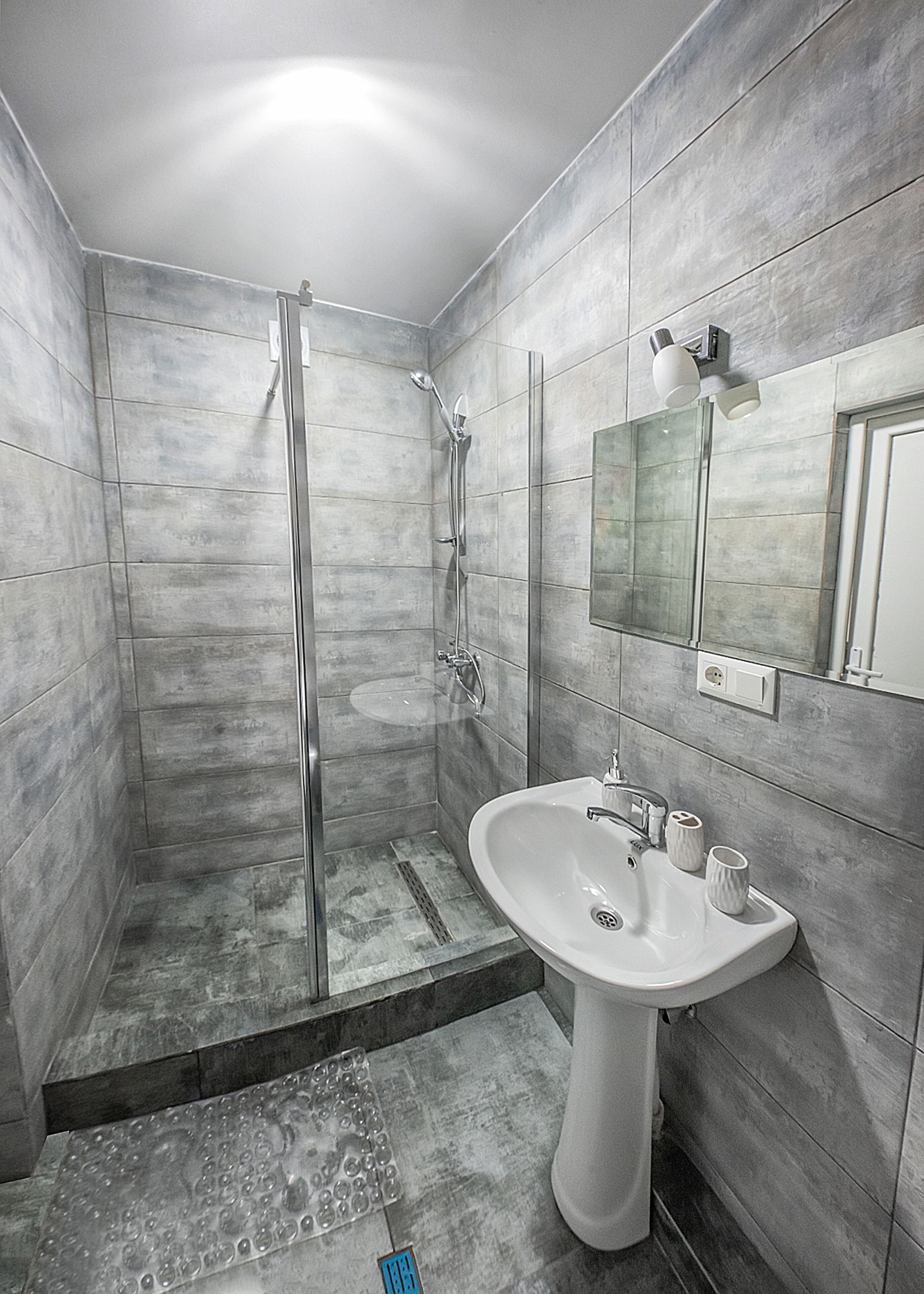 Apartment | Bathroom