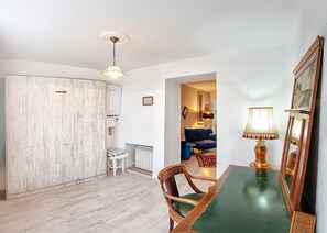 Appartement | 1 slaapkamer, een strijkplank/strijkijzer, gratis wifi, beddengoed