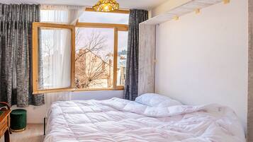 Apartment | 1 bedroom, iron/ironing board, free WiFi, bed sheets