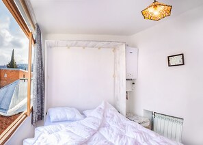Apartment | 1 bedroom, iron/ironing board, free WiFi, bed sheets - HB apartments Chonkadze (Tbilisi)
