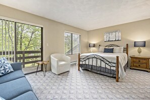 4 bedrooms, free WiFi, bed sheets