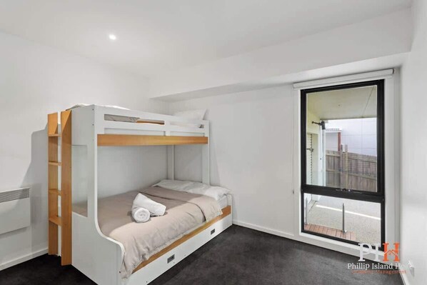 3 Schlafzimmer, Bügeleisen/Bügelbrett, WLAN, Bettwäsche