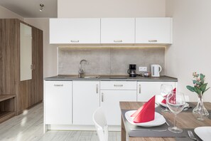 Microwave, dishwasher, espresso maker, coffee/tea maker - Apartament Piąty Nadbrzeżna by Renters (Mielno)