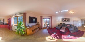 Smart-TV, bøker, stereoanlegg og PC-skjermer