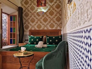 1 bedroom - Fes Touria Palace: Room Jawhara (Fes)