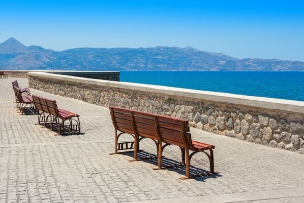 Property grounds - Modern Luxe Vakantiehuis Iraklion Voor 6 Personen (Iraklio)