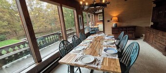 Pine Grove Retreat- True Mtn. Chalet near 7 Springs, Falling Water, & Ohiopyle
