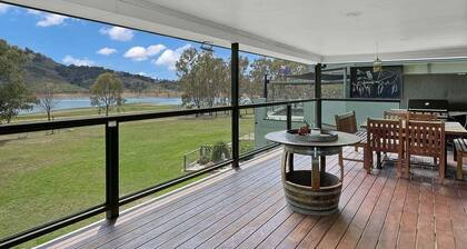 Eildon Views - Lake Front in Bonnie Doon