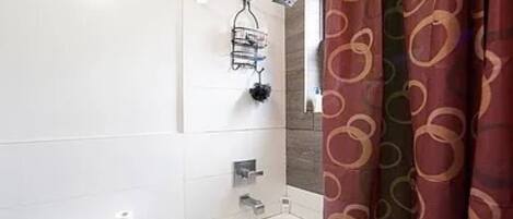 Håndklæder, Sæbe, Toiletpapir