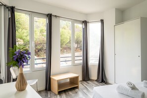 3 Schlafzimmer, Bügeleisen/Bügelbrett, WLAN, Bettwäsche